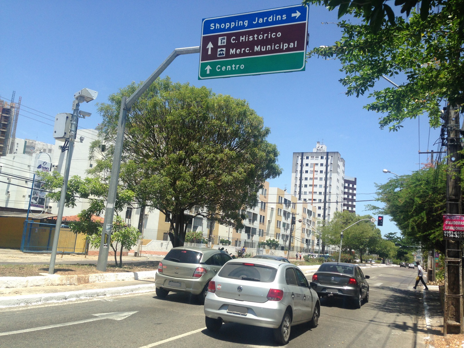 Novos pontos da cidade recebem equipamentos de fiscalização eletrônica - SMTT Aracaju